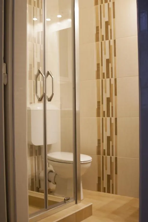 City Centre Apartment With 3 Bathrooms Budapest 0*,