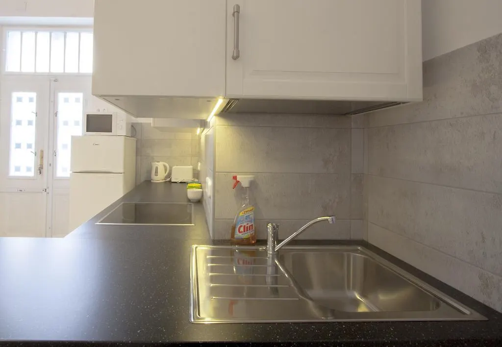 City Centre Apartment With 3 Bathrooms Budapest 0*,  Hungary